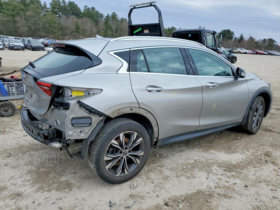 2018 Infiniti Qx30 მანქანა იყიდება აუქციონზე, vin: SJKCH5CRXJA005745, აუქციონის ნომერი: 46652896