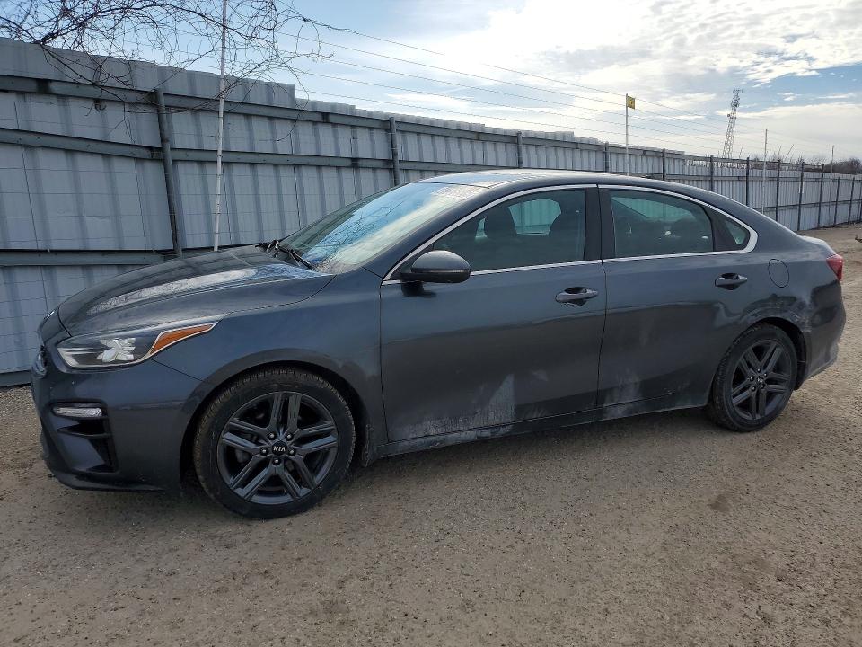 47586506 :رقم المزاد ، 3KPF54AD4ME355870 vin ، 2021 Kia Forte مزاد بيع