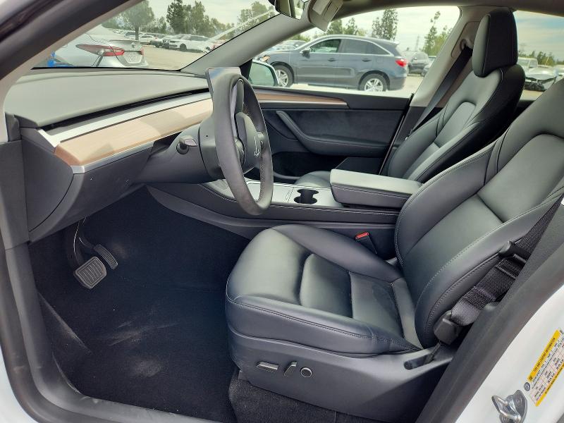 79467245 :رقم المزاد ، 7SAYGDED5SF298652 vin ، 2025 Tesla Model Y مزاد بيع