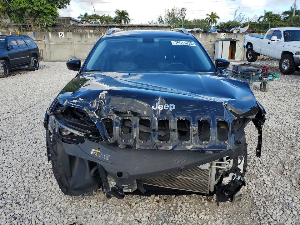 50689016 :رقم المزاد ، 1C4PJLLB2KD110716 vin ، 2019 Jeep Cherokee مزاد بيع
