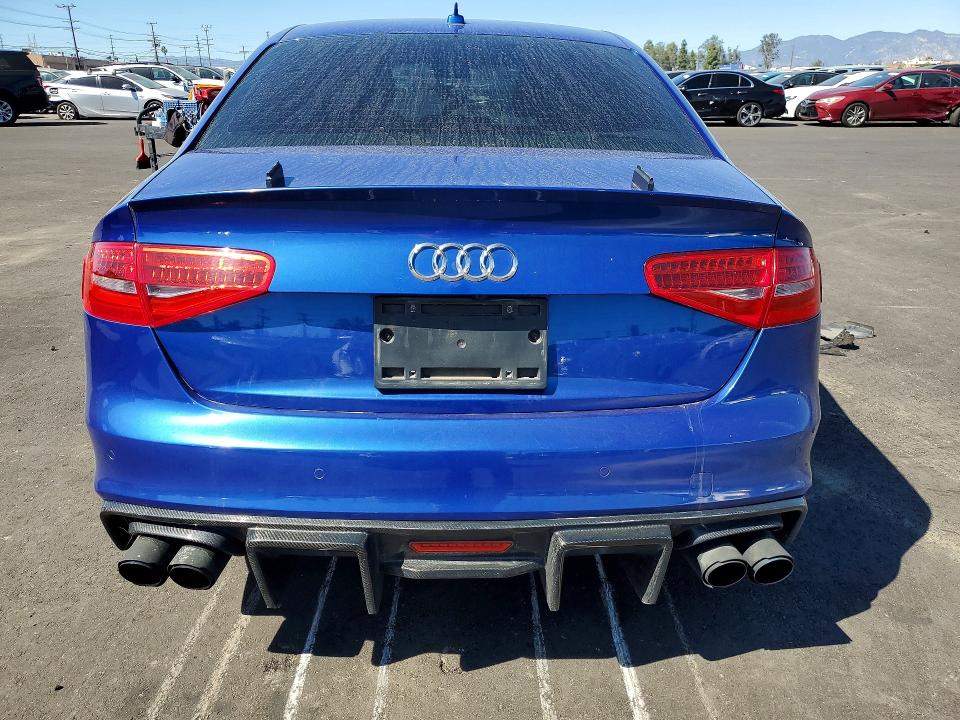 Продажа на аукционе авто 2016 Audi A4, vin: WAUFFAFLXGA009824, номер лота: 79478915