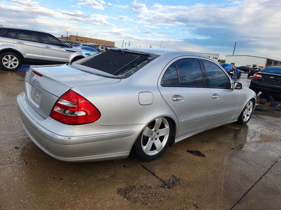 45597806 :رقم المزاد ، WDBUF70J65A649514 vin ، 2005 Mercedes-benz E مزاد بيع