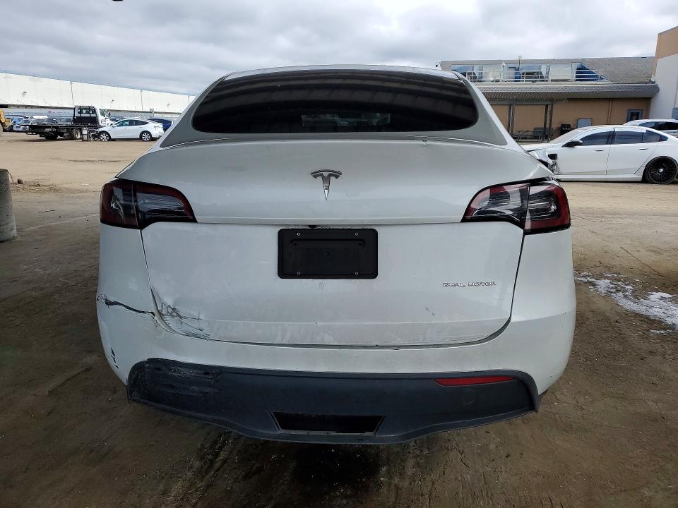 Продажа на аукционе авто 2023 Tesla Model Y, vin: 7SAYGDEEXPF638958, номер лота: 79735155