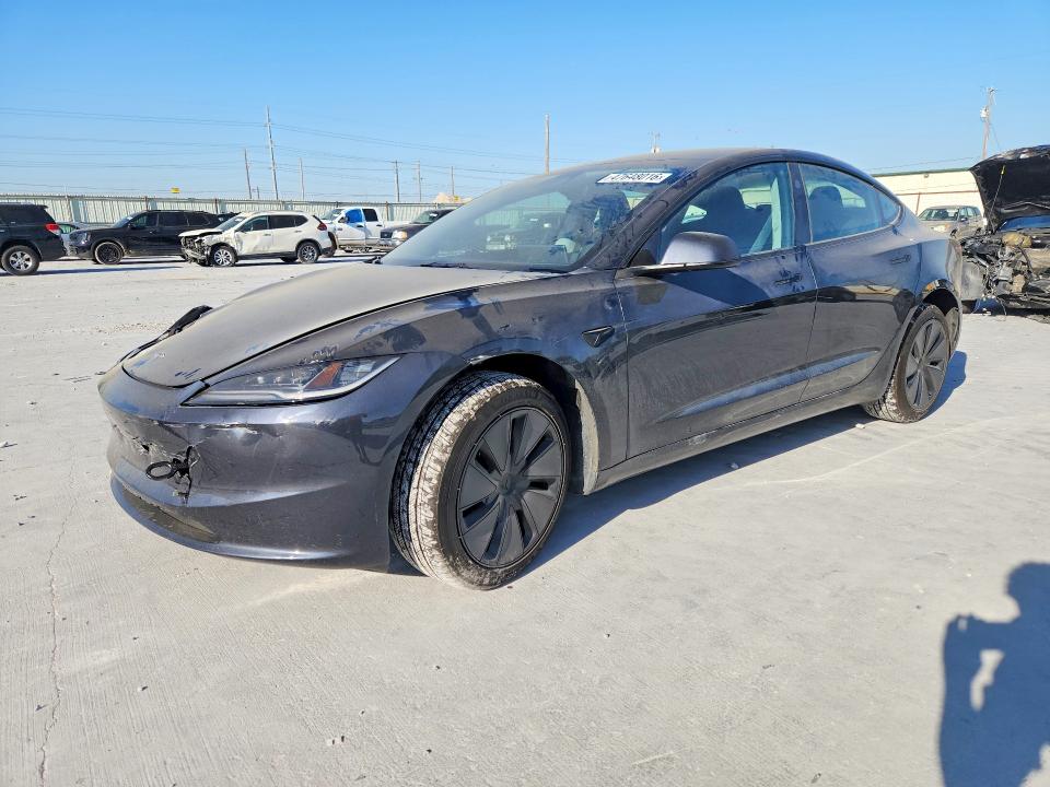 47648016 :رقم المزاد ، 5YJ3E1EA1SF055437 vin ، 2025 Tesla Model 3 مزاد بيع