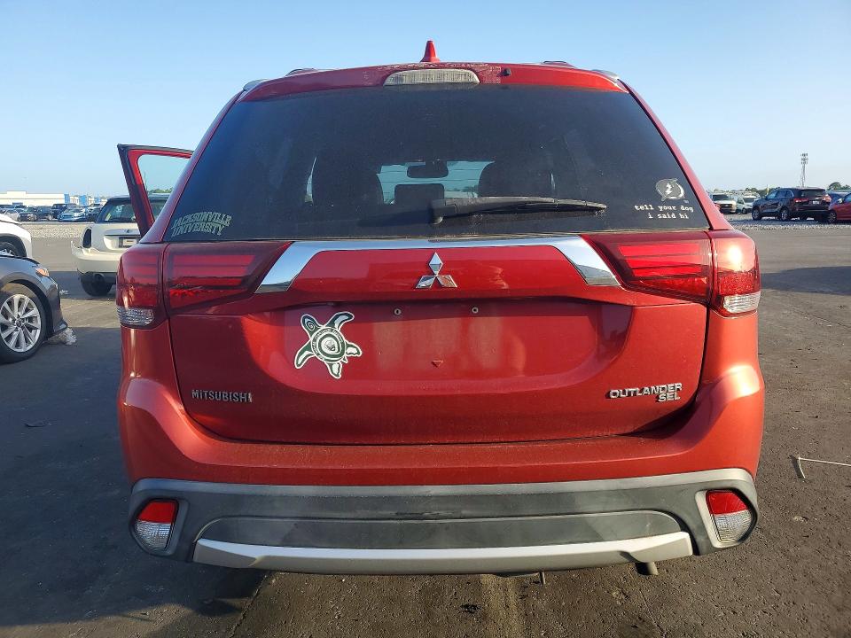 Продаж на аукціоні авто 2018 Mitsubishi Outlander, vin: JA4AD3A38JZ066144, номер лоту: 46010056