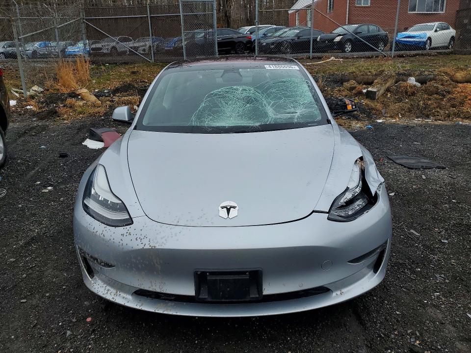 Продажа на аукционе авто 2018 Tesla Model 3, vin: 5YJ3E1EB0JF114582, номер лота: 41886696