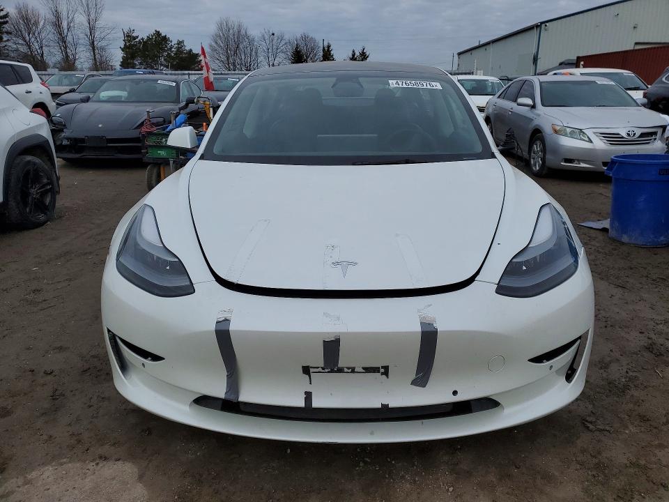 47658976 :رقم المزاد ، 5YJ3E1EA7NF165400 vin ، 2022 Tesla Model 3 مزاد بيع