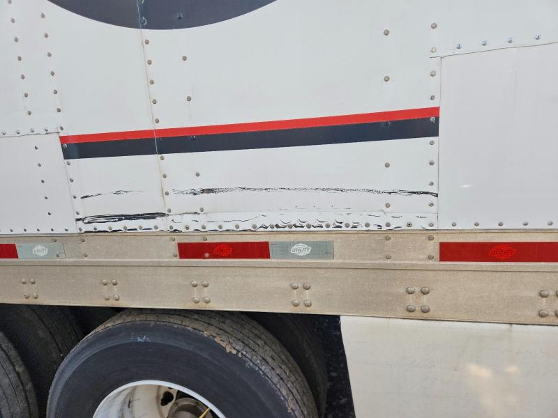 45469506 :رقم المزاد ، 1UYVS2535FG088091 vin ، 2015 Utility 53' Trl مزاد بيع