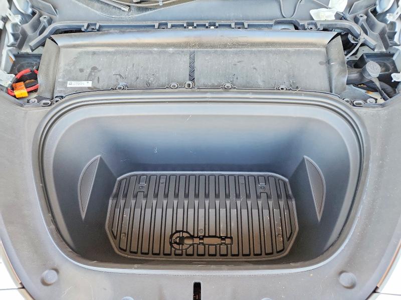 47180826 :رقم المزاد ، 7SAYGDEE4PA037705 vin ، 2023 Tesla Model Y مزاد بيع