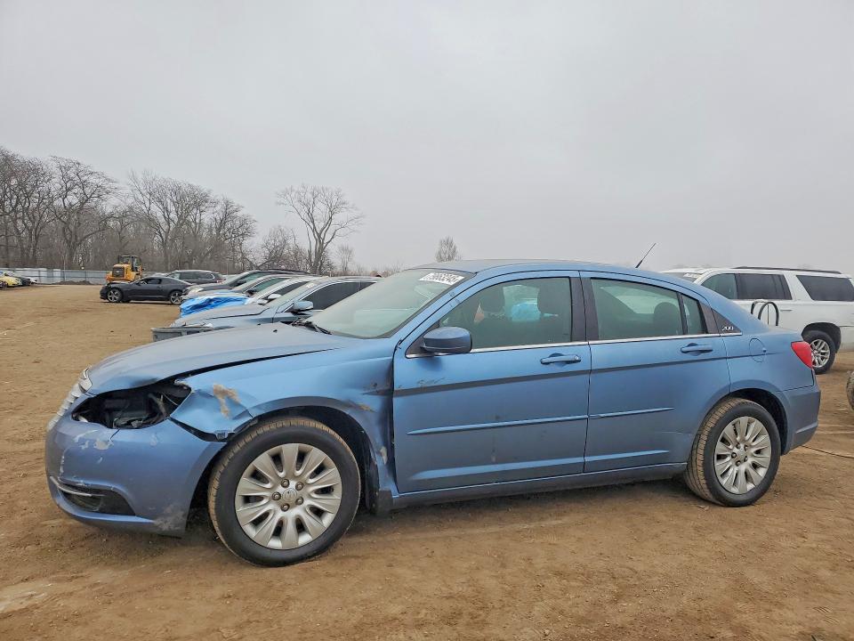 79863245 :رقم المزاد ، 1C3BC4FB8BN538424 vin ، 2011 Chrysler 200 مزاد بيع