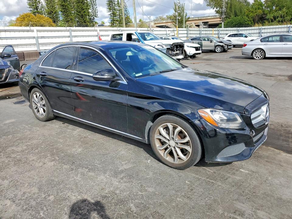 Продажа на аукционе авто 2017 Mercedes-benz C, vin: 55SWF4JB6HU203826, номер лота: 79517435