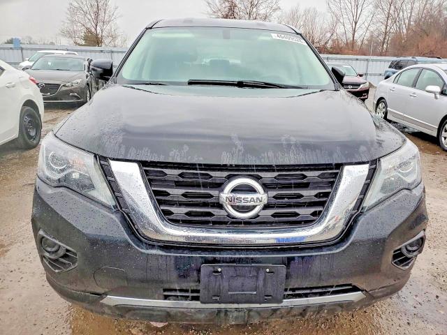 46409526 :رقم المزاد ، 5N1DR2MNXJC667873 vin ، 2018 Nissan Pathfinder مزاد بيع