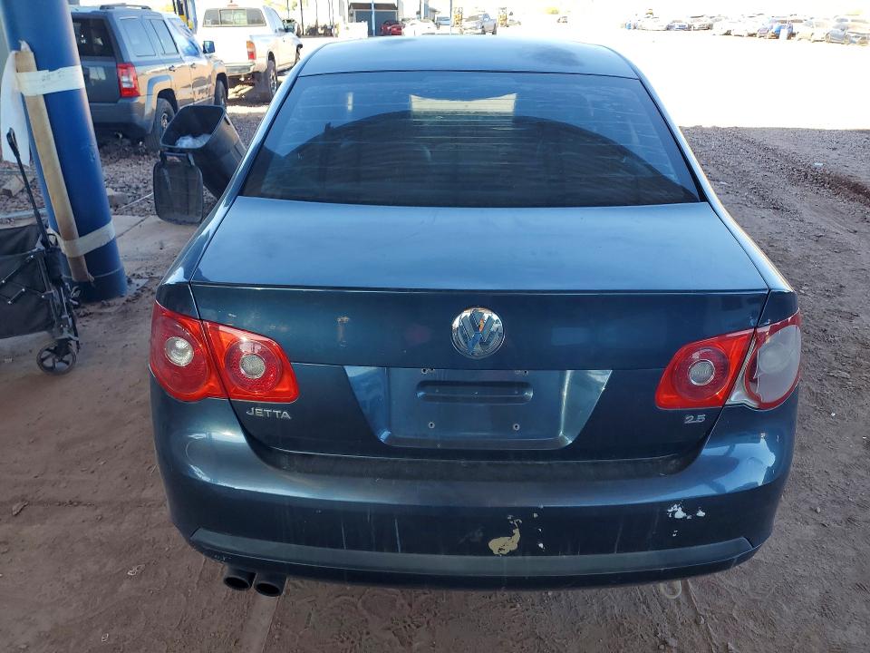 Продажа на аукционе авто 2005 Volkswagen New Jetta, vin: 3VWRF71K75M625608, номер лота: 79898635