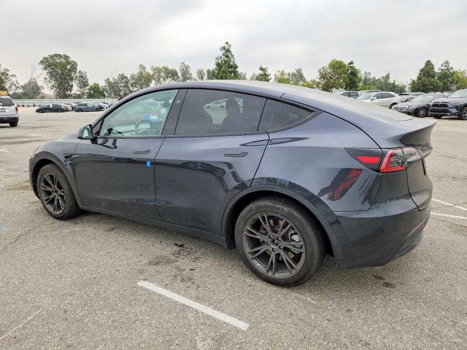 Продаж на аукціоні авто 2025 Tesla Model Y, vin: 7SAYGAEEXSF308874, номер лоту: 47648946