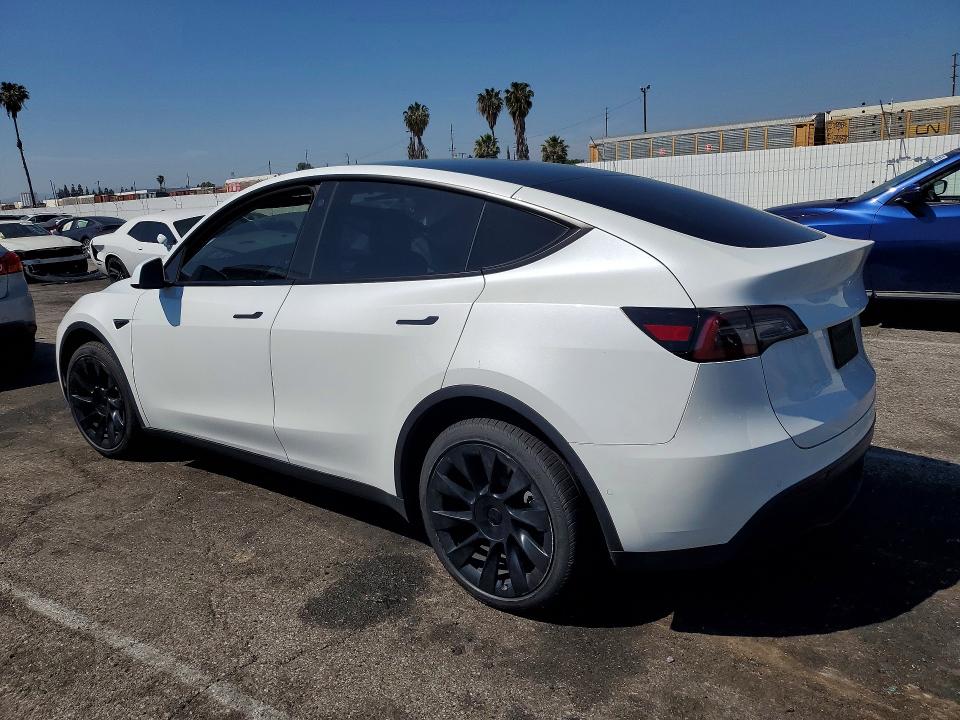 Продажа на аукционе авто 2022 Tesla Model Y, vin: 7SAYGDEE7NF410431, номер лота: 47408416