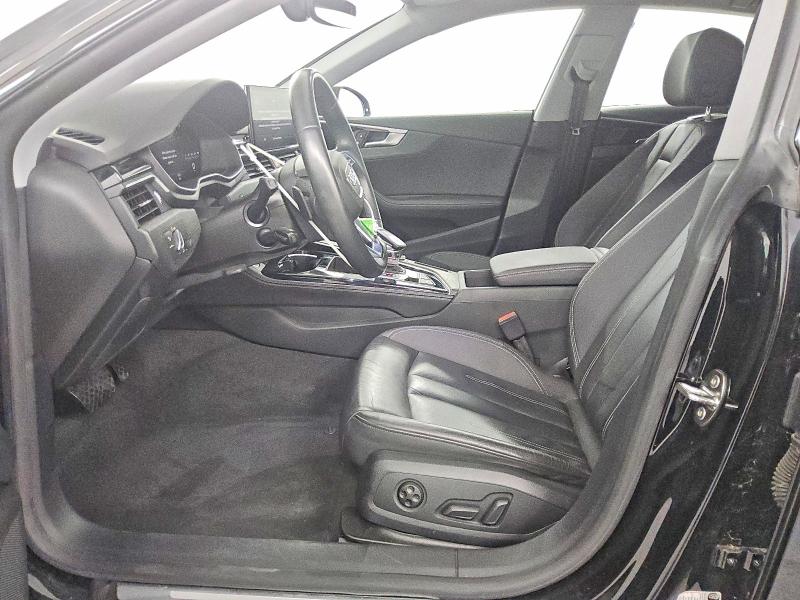 46773726 :رقم المزاد ، WAUCBCF55NA030637 vin ، 2022 Audi A5 مزاد بيع