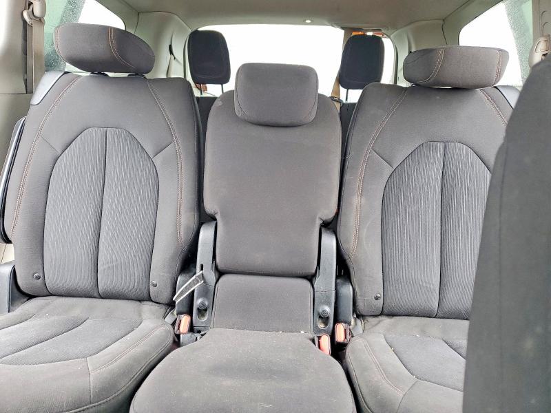 2018 Chrysler Pacifica მანქანა იყიდება აუქციონზე, vin: 2C4RC1FG1JR122933, აუქციონის ნომერი: 79780375