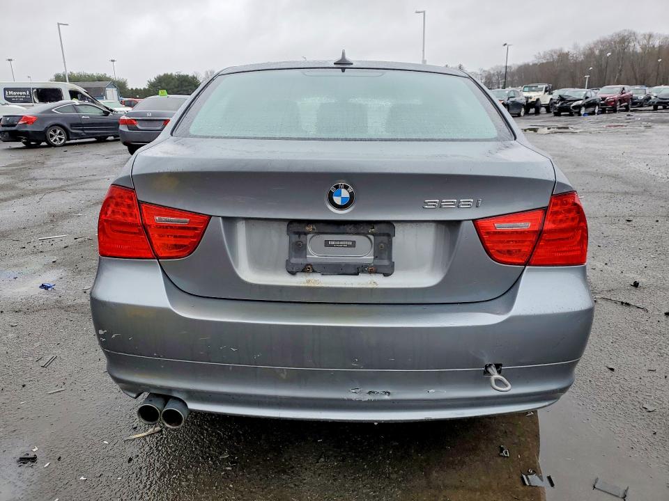 46166156 :رقم المزاد ، WBAPK5C58BF122096 vin ، 2011 Bmw 328 مزاد بيع