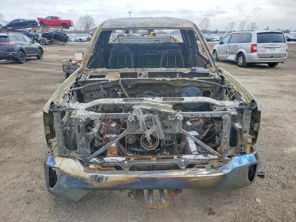 Продажа на аукционе авто 2017 Chev Silverado, vin: 1GCRCREH8HZ326881, номер лота: 46305466