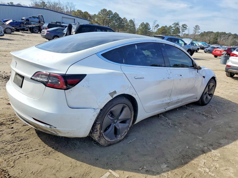 79671955 :رقم المزاد ، 5YJ3E1EA8LF737149 vin ، 2020 Tesla Model 3 مزاد بيع