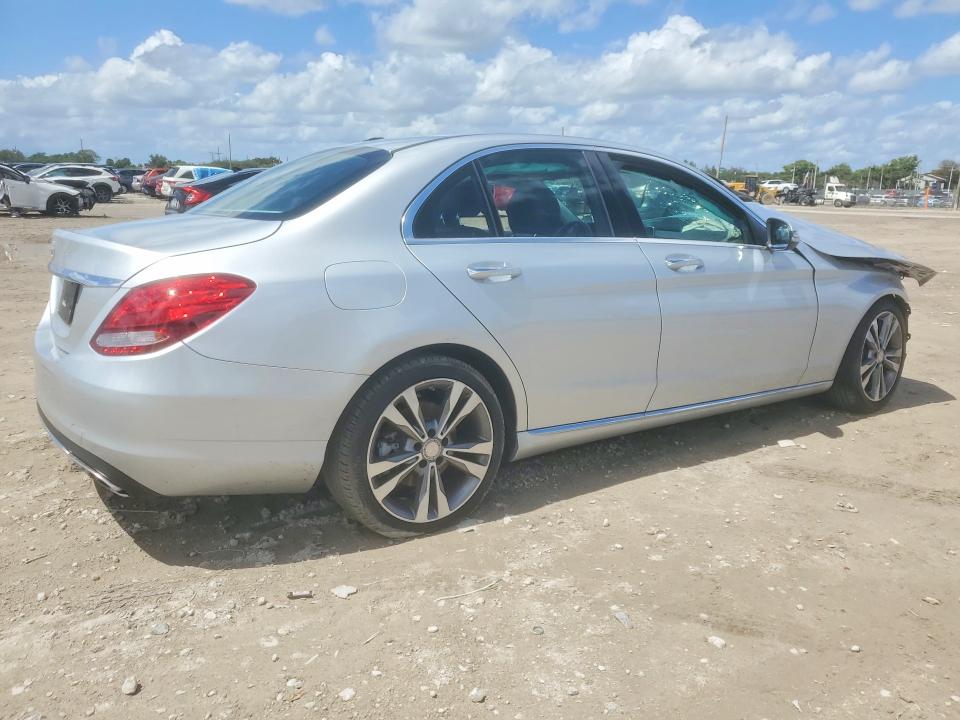 2016 Mercedes-benz C მანქანა იყიდება აუქციონზე, vin: 55SWF4JB1GU173679, აუქციონის ნომერი: 46927146