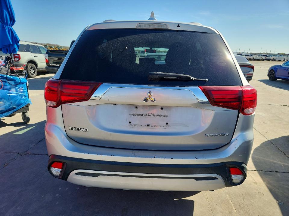 Продаж на аукціоні авто 2019 Mitsubishi Outlander, vin: JA4AD2A36KJ000136, номер лоту: 46260846