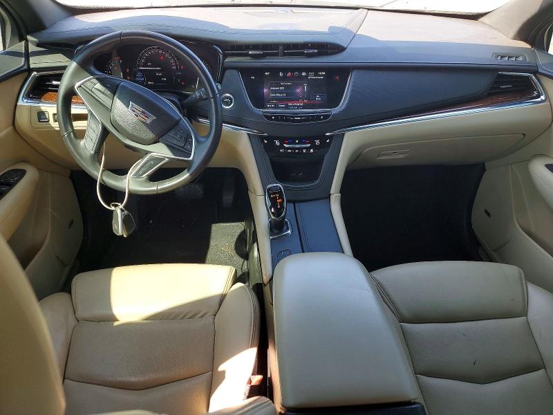 46376096 :رقم المزاد ، 1GYKNBRS9HZ208227 vin ، 2017 Cadillac Xt5 مزاد بيع