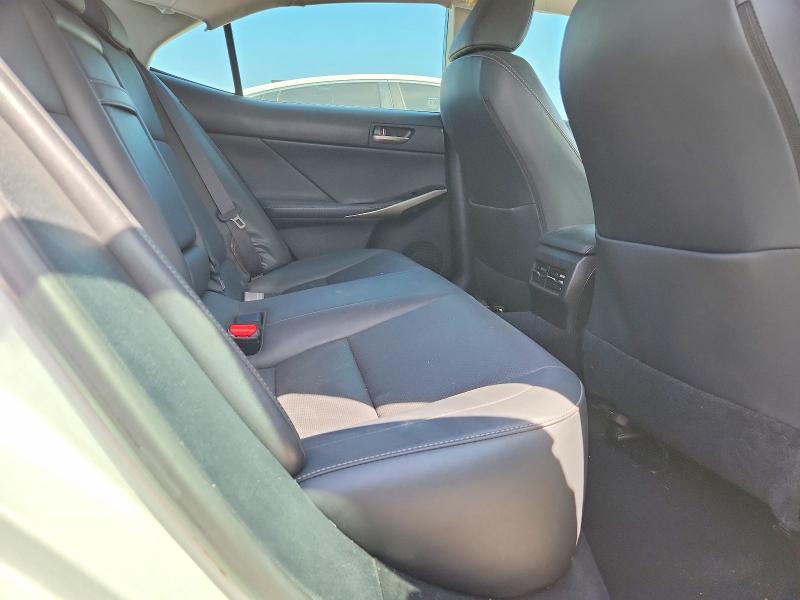 46419516 :رقم المزاد ، JTHBA1D27H5046820 vin ، 2017 Lexus Is 200t مزاد بيع