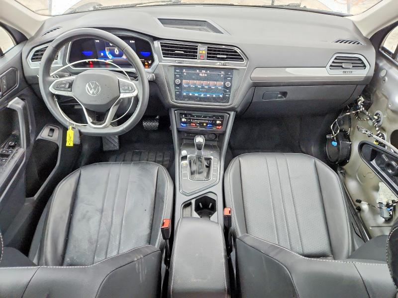 46136846 :رقم المزاد ، 3VV3B7AX1NM093161 vin ، 2022 Volkswagen Tiguan مزاد بيع