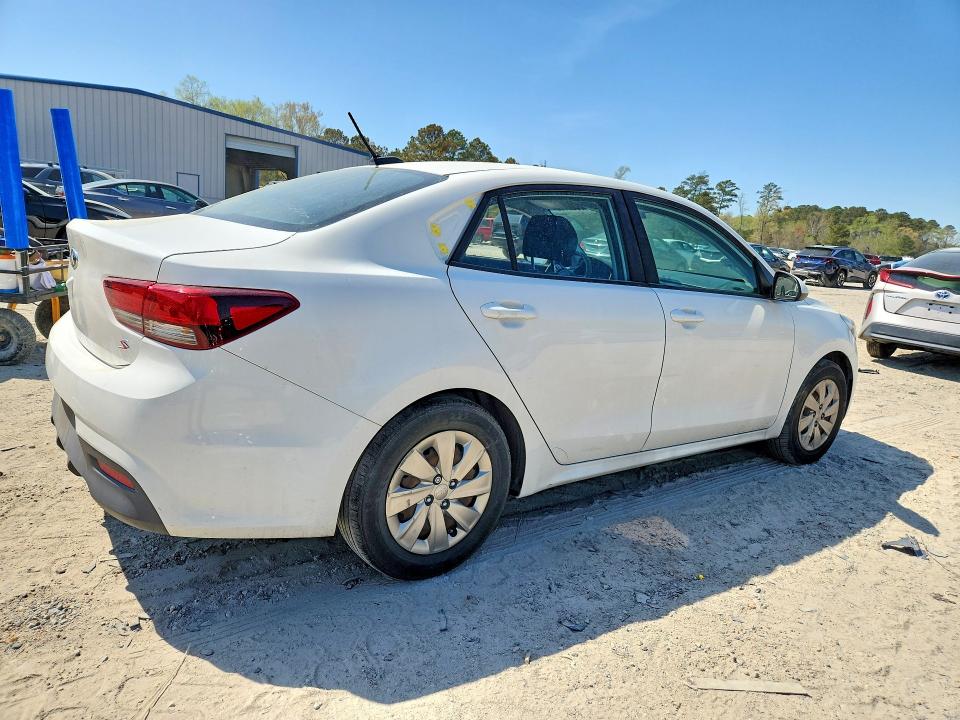Продаж на аукціоні авто 2018 Kia Rio, vin: 3KPA24AB1JE125555, номер лоту: 47653116