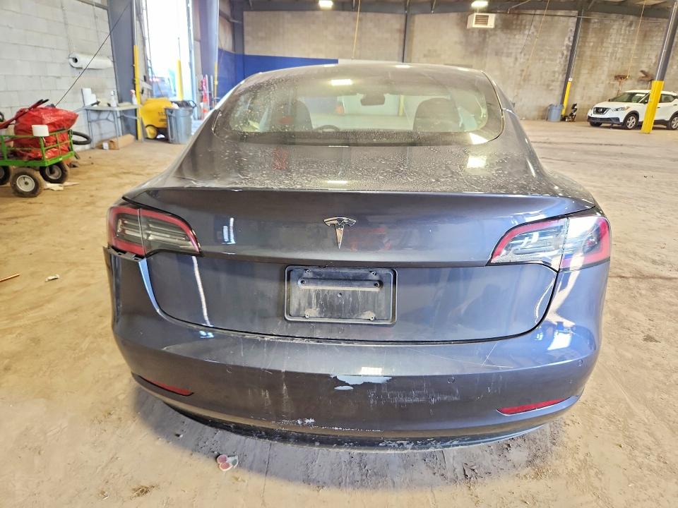 47599066 :رقم المزاد ، 5YJ3E1EA7NF372465 vin ، 2022 Tesla Model 3 مزاد بيع