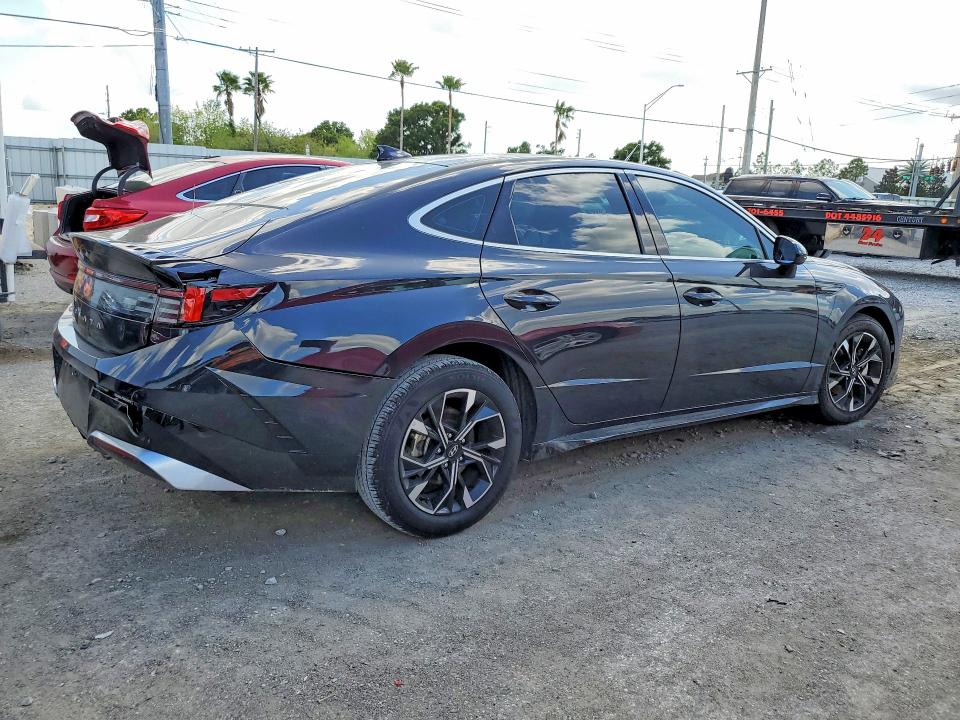2025 Hyundai Sonata მანქანა იყიდება აუქციონზე, vin: KMHL64JA3SA482336, აუქციონის ნომერი: 47872196