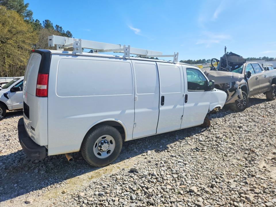 Продажа на аукционе авто 2017 Chev Express 2500, vin: 1GCWGAFF5H1295593, номер лота: 46089246