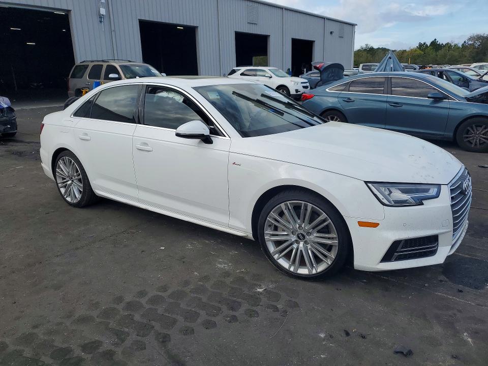 Продаж на аукціоні авто 2017 Audi A4, vin: WAUENAF4XHN030450, номер лоту: 45570776