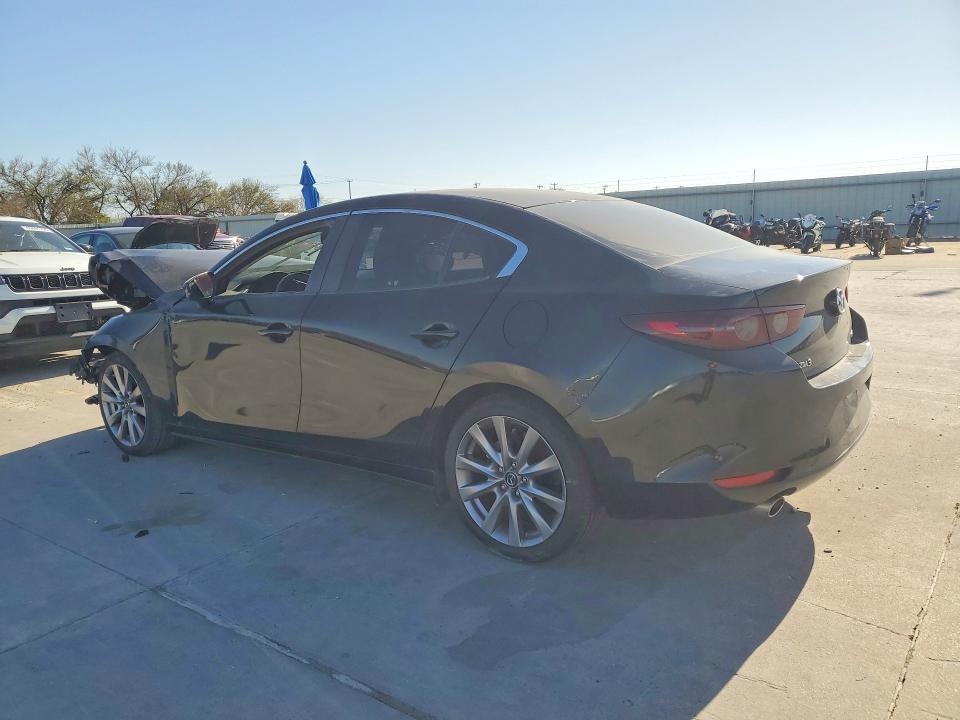 Продажа на аукционе авто 2021 Mazda 3, vin: JM1BPACLXM1310009, номер лота: 46953876