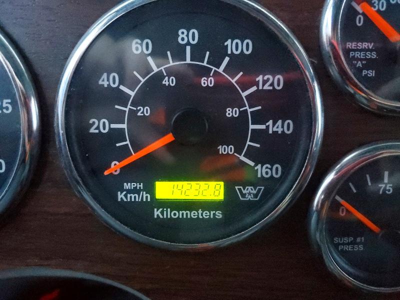 79354095 :رقم المزاد ، 5KKHAXDV0FPFS6855 vin ، 2015 Western Star/auto Car Conventional مزاد بيع