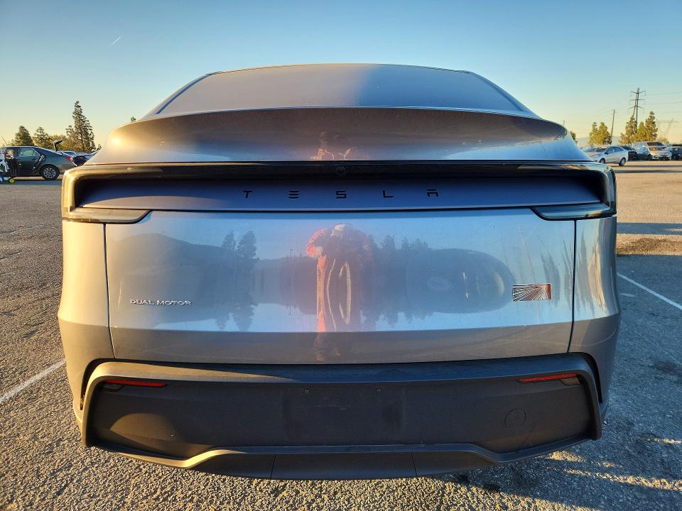 Продажа на аукционе авто 2026 Tesla Model Y, vin: 7SAYGDEE1TF325470, номер лота: 46354236