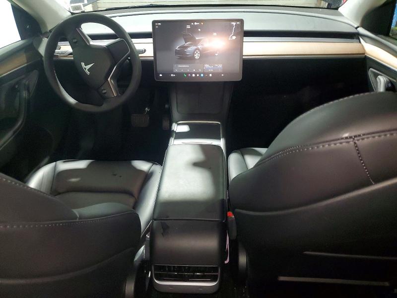 49575636 :رقم المزاد ، 7SAYGAEE4RF994761 vin ، 2024 Tesla Model Y مزاد بيع