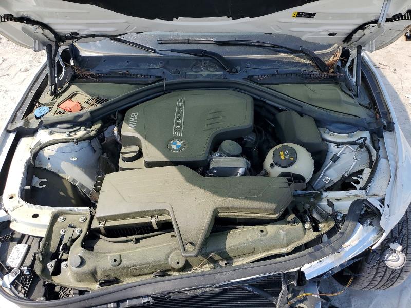 45945366 :رقم المزاد ، WBA8E1G56JNU93423 vin ، 2018 Bmw 320 مزاد بيع