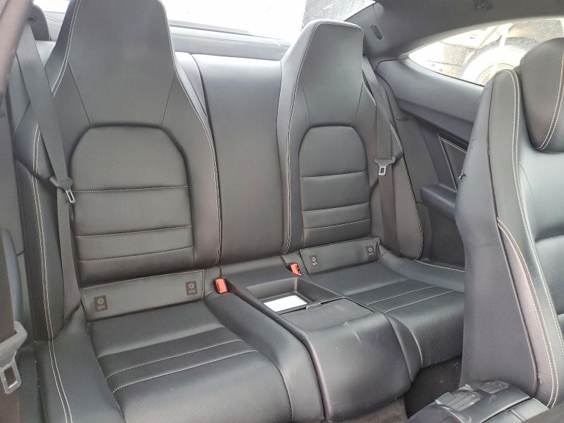 47201806 :رقم المزاد ، WDDGJ5HB7CF734253 vin ، 2012 Mercedes-benz C مزاد بيع