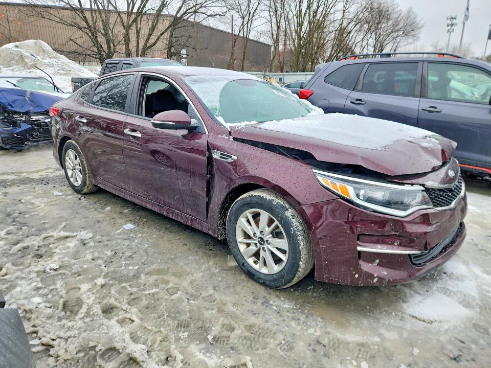 2016 Kia Optima მანქანა იყიდება აუქციონზე, vin: 5XXGT4L33GG117311, აუქციონის ნომერი: 41762666