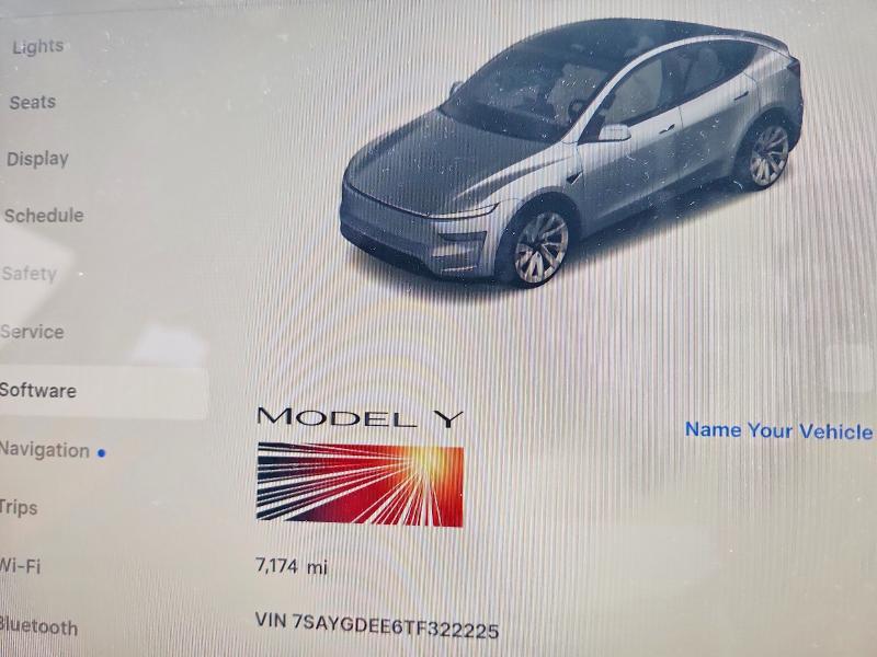 Продаж на аукціоні авто 2026 Tesla Model Y, vin: 7SAYGDEE6TF322225, номер лоту: 47820426