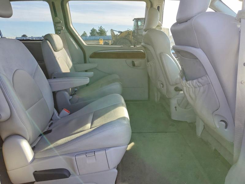 2006 Chrysler Town & Country მანქანა იყიდება აუქციონზე, vin: 2A8GP64LX6R670275, აუქციონის ნომერი: 79281875
