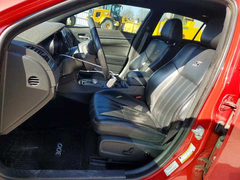 Продажа на аукционе авто 2015 Chrysler 300, vin: 2C3CCAGG2FH927880, номер лота: 42049616