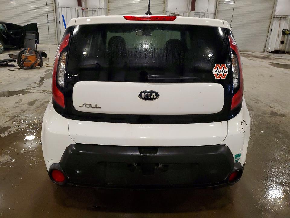 47450926 :رقم المزاد ، KNDJP3A50F7207435 vin ، 2015 Kia Soul مزاد بيع