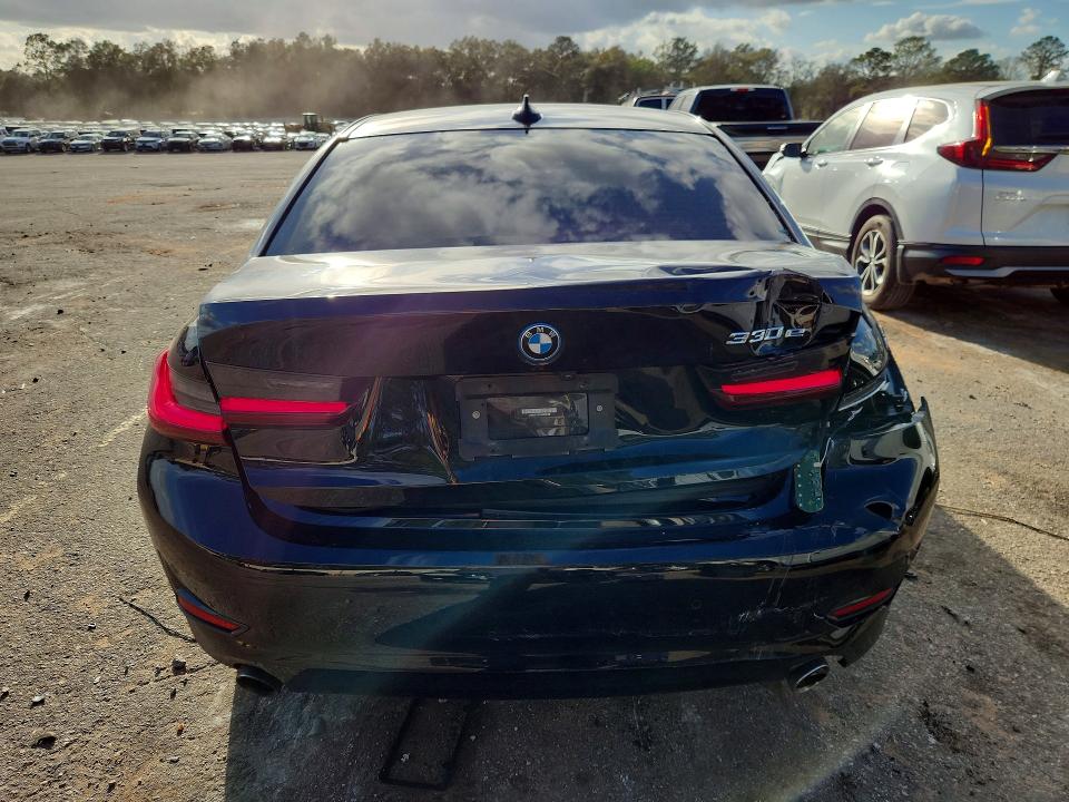 2022 Bmw 330e მანქანა იყიდება აუქციონზე, vin: 3MW5P7J01N8C43108, აუქციონის ნომერი: 79655135