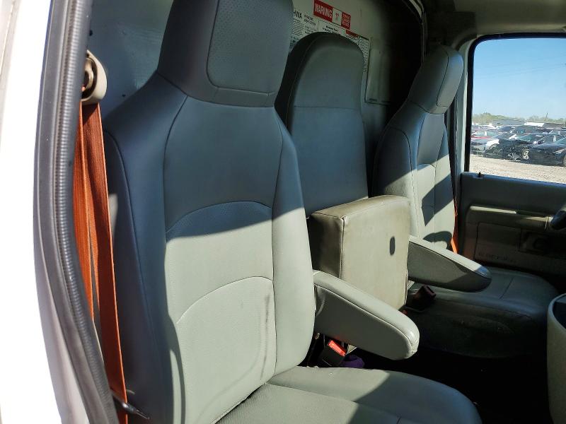 2015 Ford Econoline მანქანა იყიდება აუქციონზე, vin: 1FDWE3FL8FDA25689, აუქციონის ნომერი: 46262516