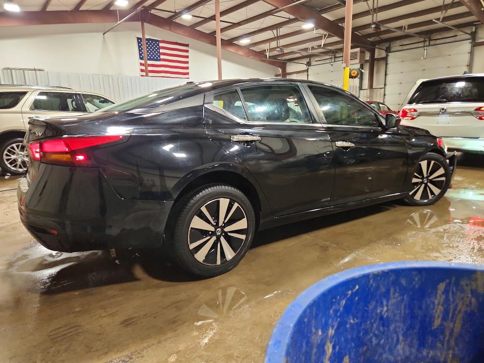 Auction sale of the 2022 Nissan Altima, vin: 1N4BL4DV9NN317787, lot number: 46038356