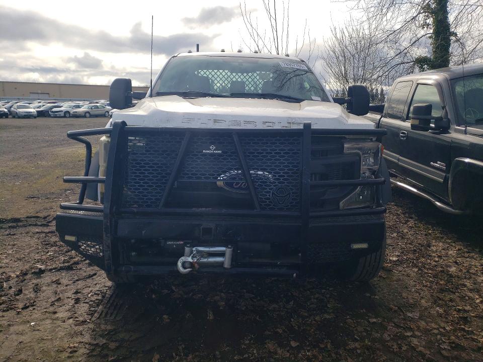 Продажа на аукционе авто 2022 Ford F550, vin: 1FDUF5HT9NEE52725, номер лота: 78957765