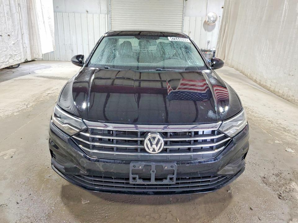 47244696 :رقم المزاد ، 3VWN57BU2KM111839 vin ، 2019 Volkswagen Jetta مزاد بيع